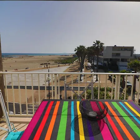 Apartment 2 Pieces Climatise, Vue A Avec Parking - Fr-1-472-191 *